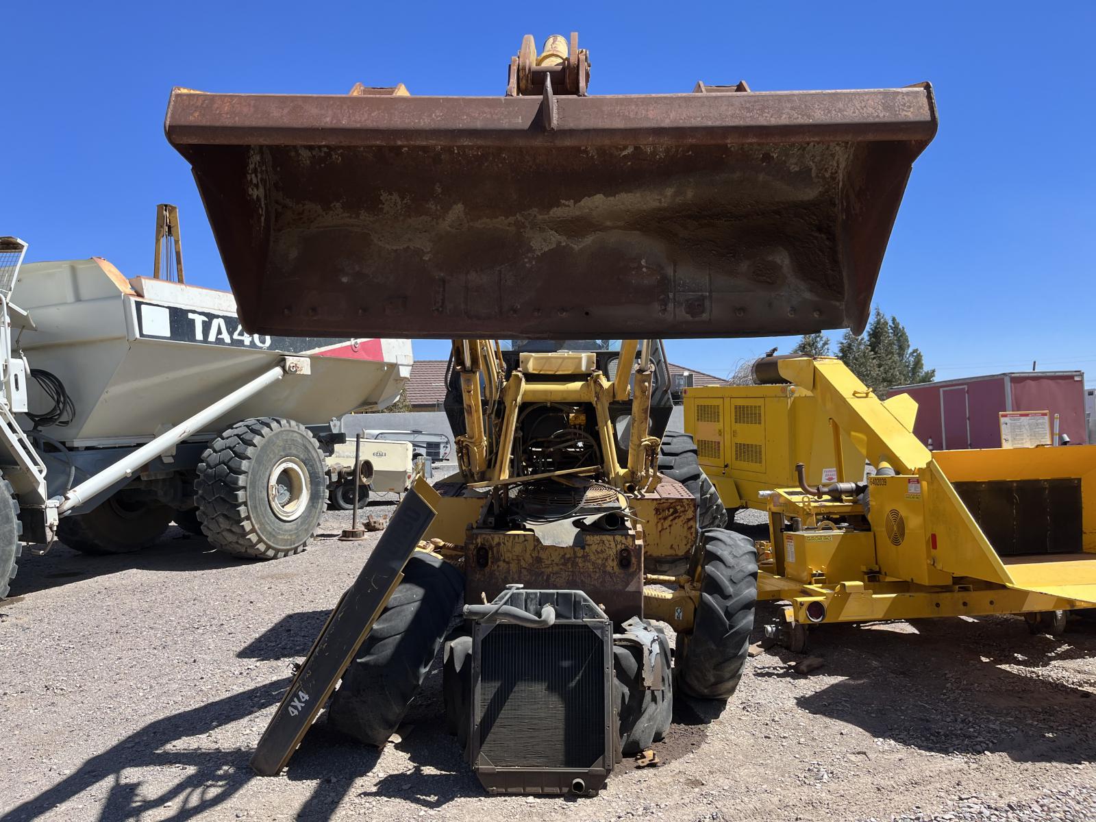 ./imagenes/INVOICE/2019/16531/RETROEXCAVADORA CATERPILLAR 446B (11).JPG